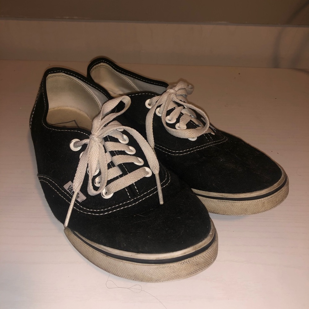 Black vans